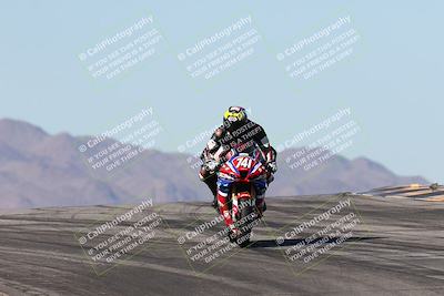 media/Dec-07-2025-CVMA (Sun) [[3e7d2de5dc]]/Race 6-The Shootout/